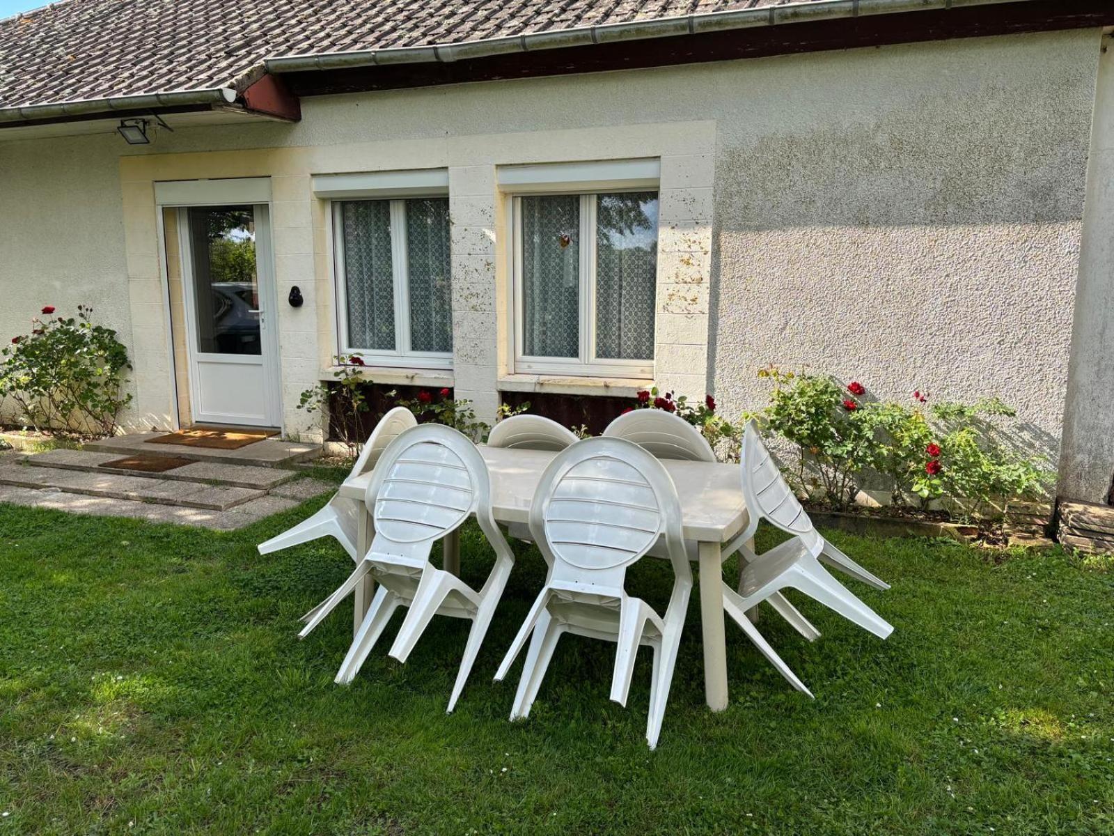 Вілла Chez Suzanne Saint-Pere-sur-Loire Екстер'єр фото